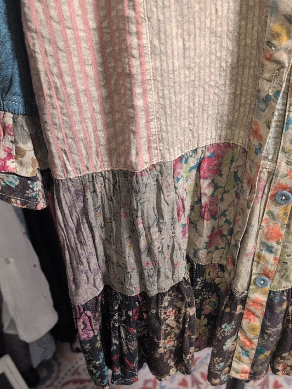 Young Threads Boho Patchwork Denim and Floral Button-Front Women's Top NWT - Picture 3 of 5